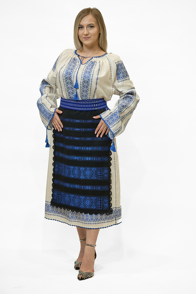 Costum popular din borangic-CPB1